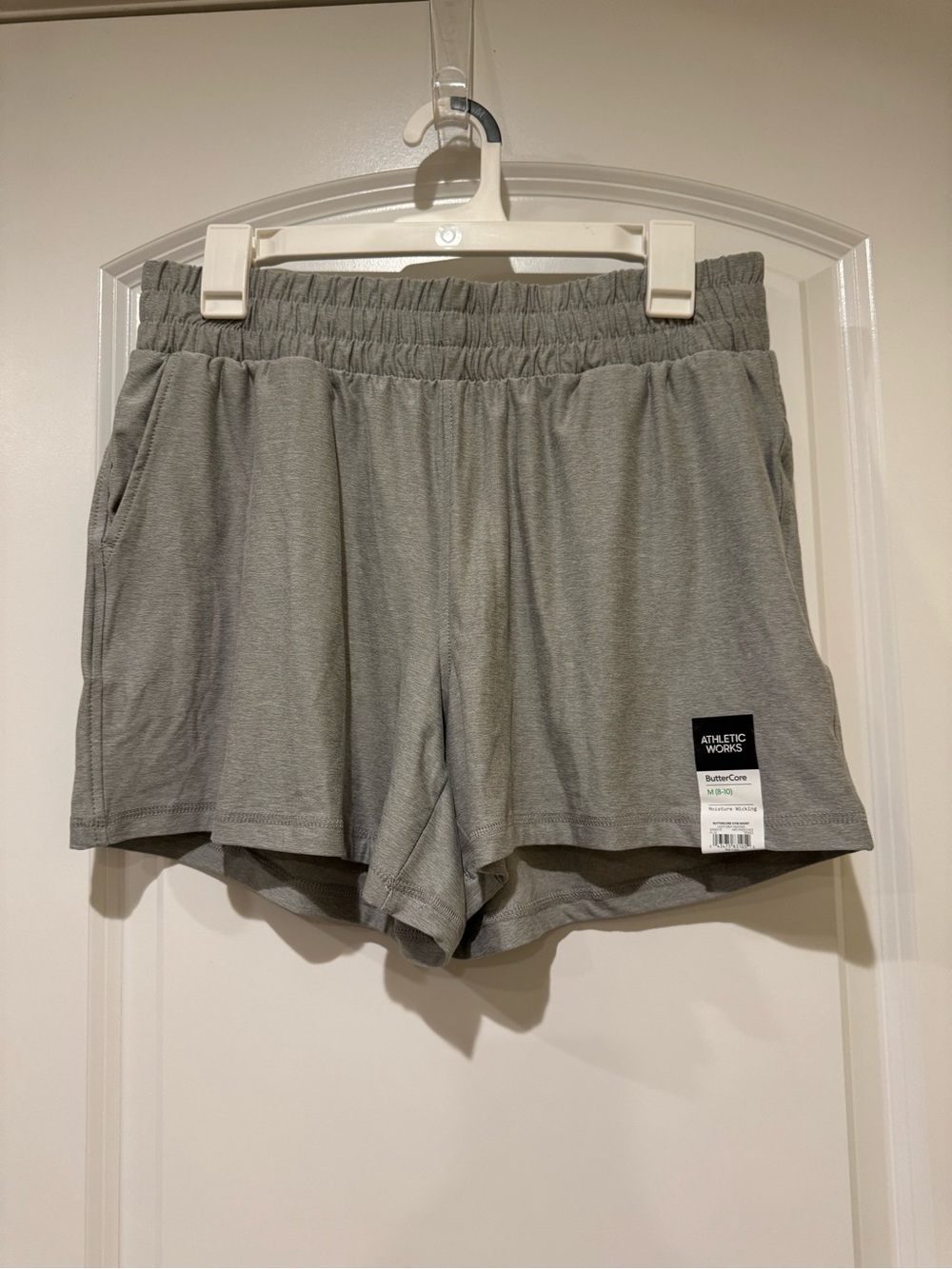 Athletic Works Women's Gray Elastic Waist Athletic Shorts with Pockets